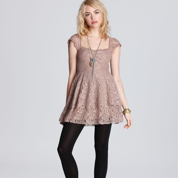 Free People Rock Candy Lace Dress in Taupe NWT Size 0 - Picture 1 of 5